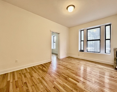 631 Edgecombe Avenue - Photo Thumbnail 2