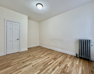631 Edgecombe Avenue - Photo Thumbnail 1