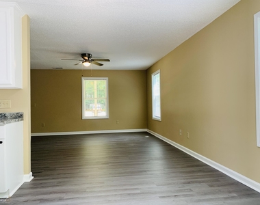 9 Bennett Street - Photo Thumbnail 10