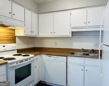 314 Harwell Avenue - Photo Thumbnail 5
