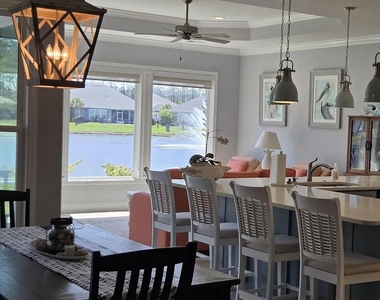 196 Ryan Nicholas Drive - Photo Thumbnail 12