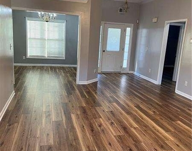 3310 Mcever Park Circle - Photo Thumbnail 3
