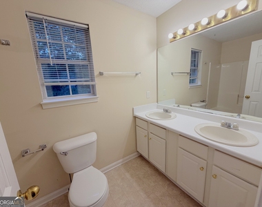 81 Abbotsford Drive - Photo Thumbnail 16