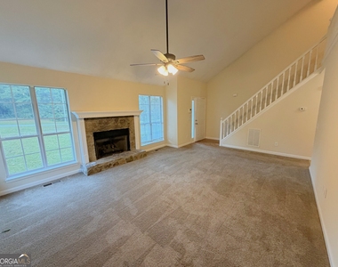 81 Abbotsford Drive - Photo Thumbnail 1