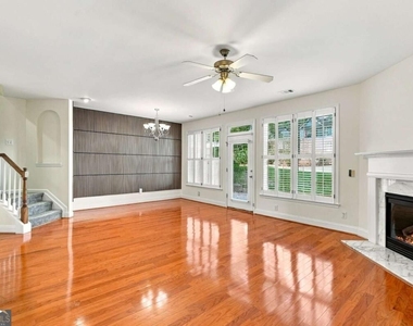 1822 Rue De Montreal - Photo Thumbnail 4
