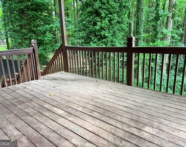 5035 Hamptons Club Drive - Photo Thumbnail 15