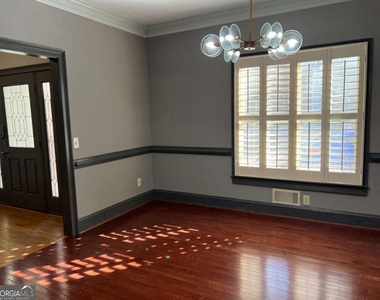 5035 Hamptons Club Drive - Photo Thumbnail 6