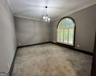 5035 Hamptons Club Drive - Photo Thumbnail 24