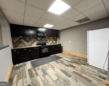 5035 Hamptons Club Drive - Photo Thumbnail 46