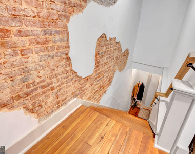 133 W Washington Street - Photo Thumbnail 33