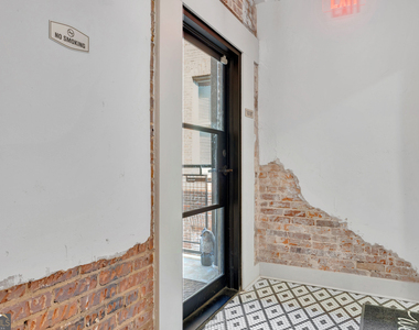 133 W Washington Street - Photo Thumbnail 2