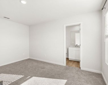 2532 Brown Dove Way - Photo Thumbnail 23