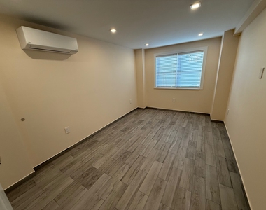 18-15 21st Road - Photo Thumbnail 6