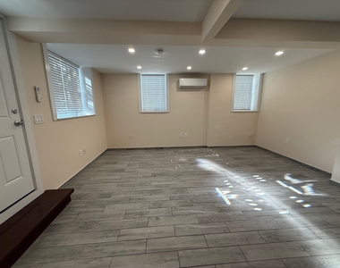 18-15 21st Road - Photo Thumbnail 2