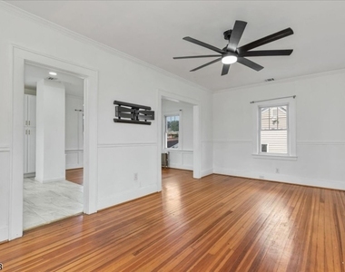 1320 Liberty Ave - Photo Thumbnail 5