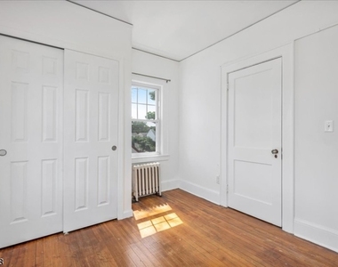 1320 Liberty Ave - Photo Thumbnail 16