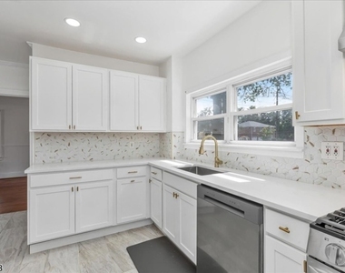 1320 Liberty Ave - Photo Thumbnail 1