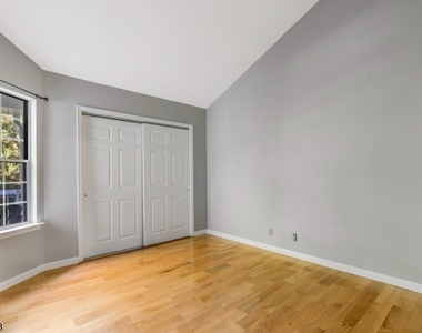 12 Tansy Court - Photo Thumbnail 14