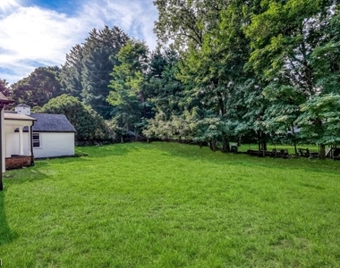 924 Franklin Ave - Photo Thumbnail 15