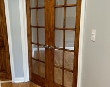 612 Deepdale Ct - Photo Thumbnail 14