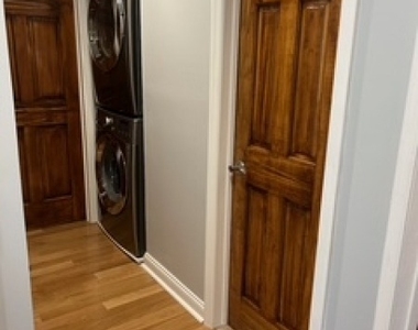 612 Deepdale Ct - Photo Thumbnail 17
