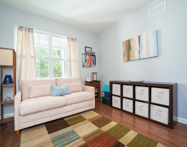 10 Taft Ln - Photo Thumbnail 6