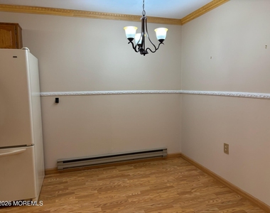 39 Stonybrook Road - Photo Thumbnail 5