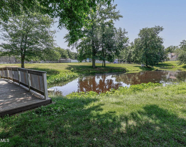 127 Bedford Place - Photo Thumbnail 22