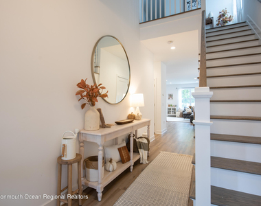 90 River Street - Photo Thumbnail 4