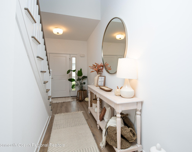 90 River Street - Photo Thumbnail 3