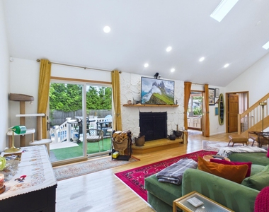 53 Cumberland Drive - Photo Thumbnail 10