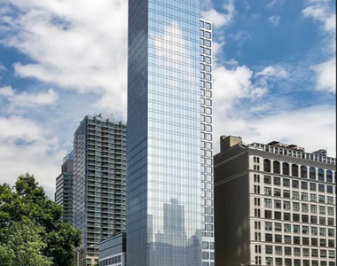 West 36th Street - Photo Thumbnail 21