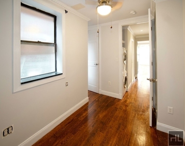 10th Ave. - Photo Thumbnail 2