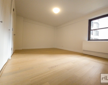 East 39th Street - Photo Thumbnail 7