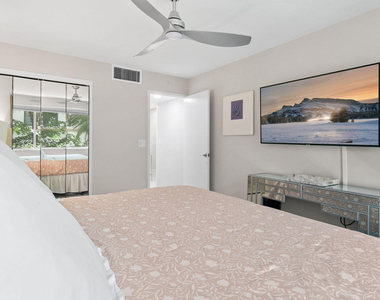 227 Brazilian Avenue - Photo Thumbnail 7