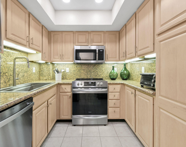 227 Brazilian Avenue - Photo Thumbnail 5