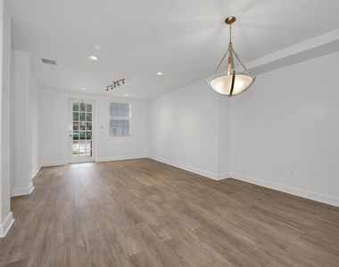408 Sw 147th Avenue - Photo Thumbnail 6