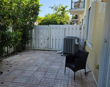 14965 Sw 41st Lane - Photo Thumbnail 9