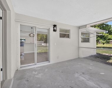 3941 Roan Court W - Photo Thumbnail 20