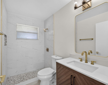 3941 Roan Court W - Photo Thumbnail 17