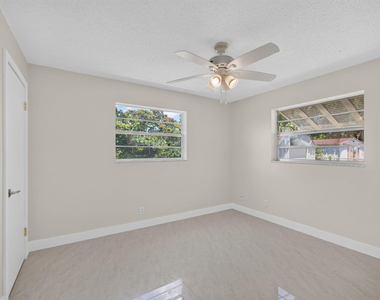 3941 Roan Court W - Photo Thumbnail 15