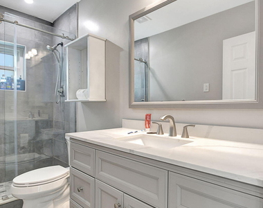 1343 W Ocean Avenue - Photo Thumbnail 19