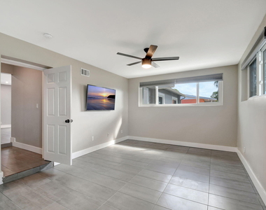 1343 W Ocean Avenue - Photo Thumbnail 17
