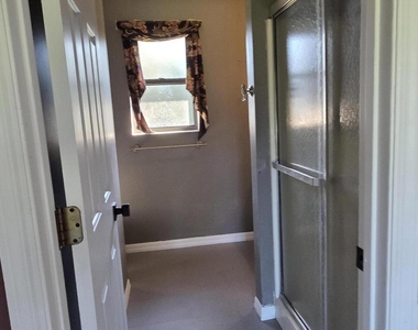 7305 Pacific Avenue - Photo Thumbnail 1