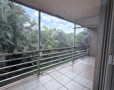 11280 W Sample Road - Photo Thumbnail 4