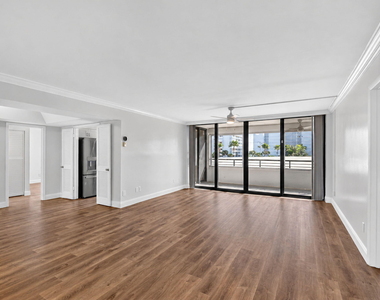 3589 S Ocean Boulevard - Photo Thumbnail 4