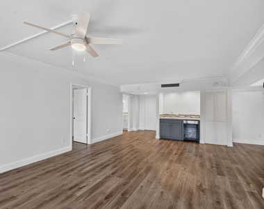 3589 S Ocean Boulevard - Photo Thumbnail 6