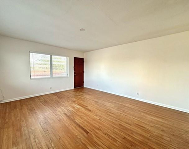 3312 Se 5th Street - Photo Thumbnail 8