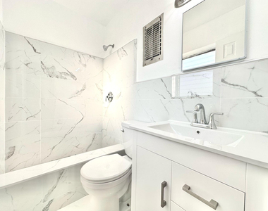 3312 Se 5th Street - Photo Thumbnail 5