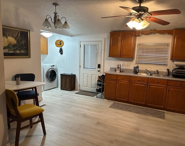 2068 E Kennett Drive - Photo Thumbnail 2
